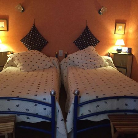 Domaine De Brousson Bed & Breakfast La Tour-sur-Orb ภายนอก รูปภาพ