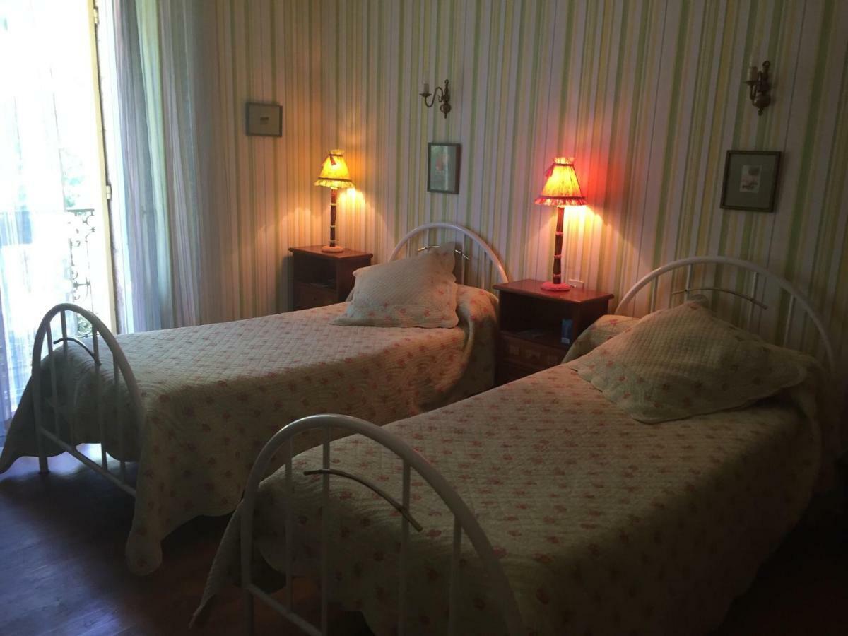 Domaine De Brousson Bed & Breakfast La Tour-sur-Orb ภายนอก รูปภาพ