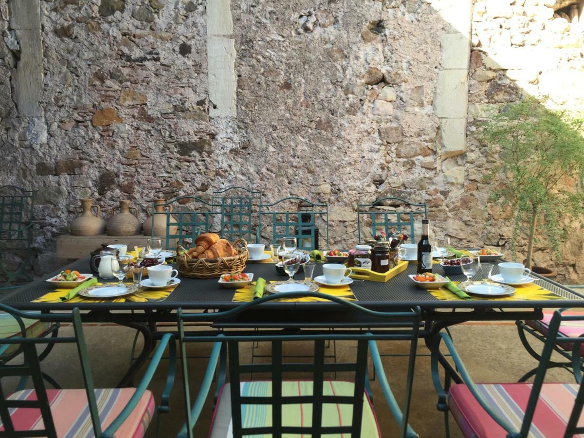Domaine De Brousson Bed & Breakfast La Tour-sur-Orb ภายนอก รูปภาพ