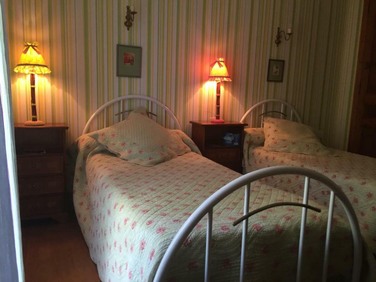 Domaine De Brousson Bed & Breakfast La Tour-sur-Orb ภายนอก รูปภาพ